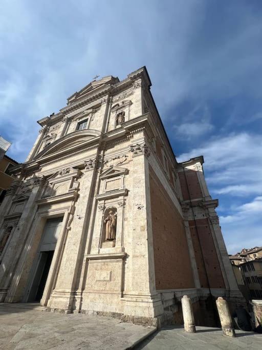 Nel Cuore Della Citta Siena Exterior photo